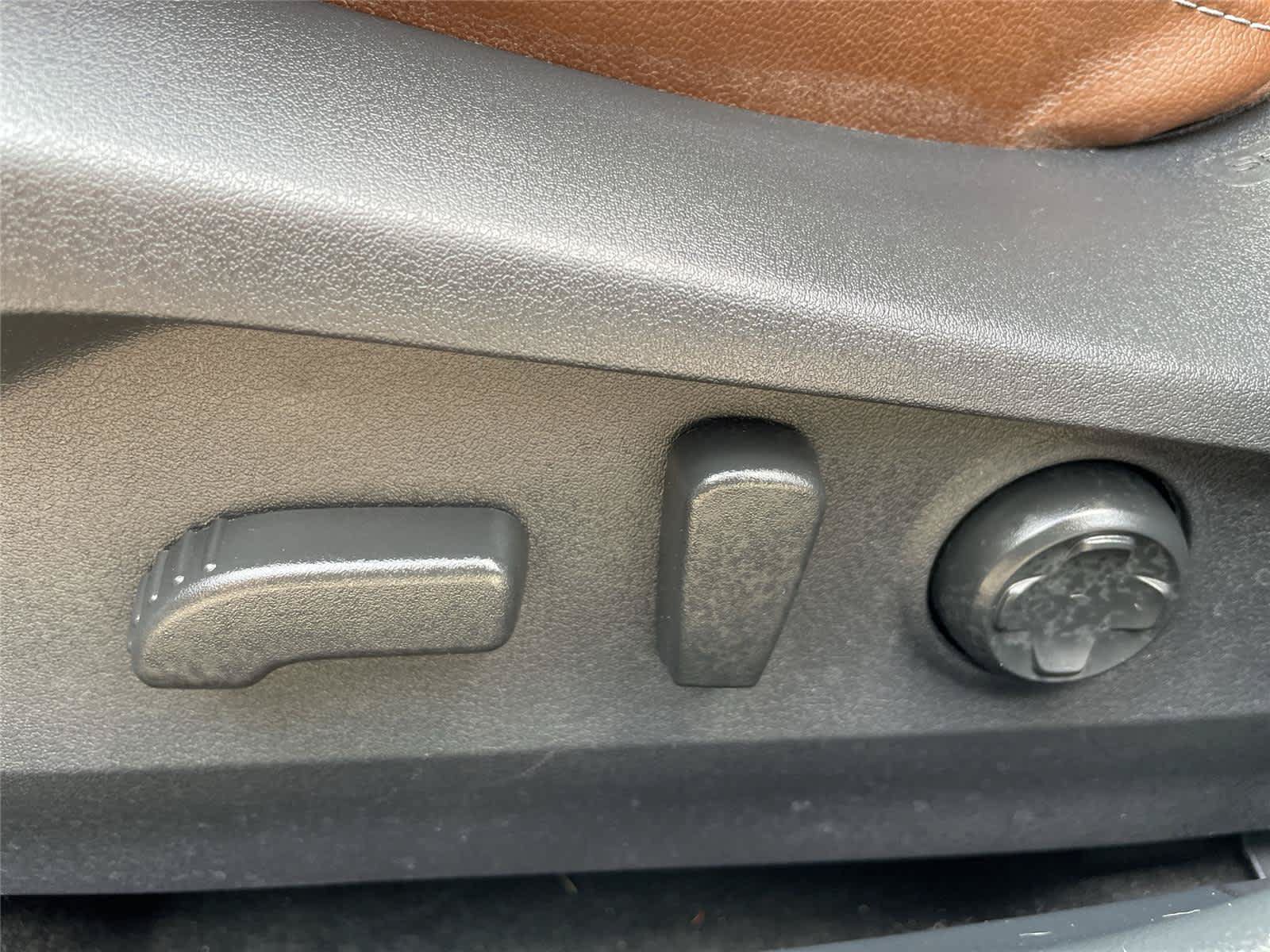 Certified 2024 Subaru Outback Touring XT AWD/4WD image 13