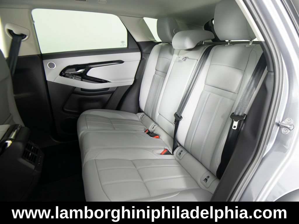 Used 2025 Land Rover Range Rover Evoque S AWD/4WD image 33