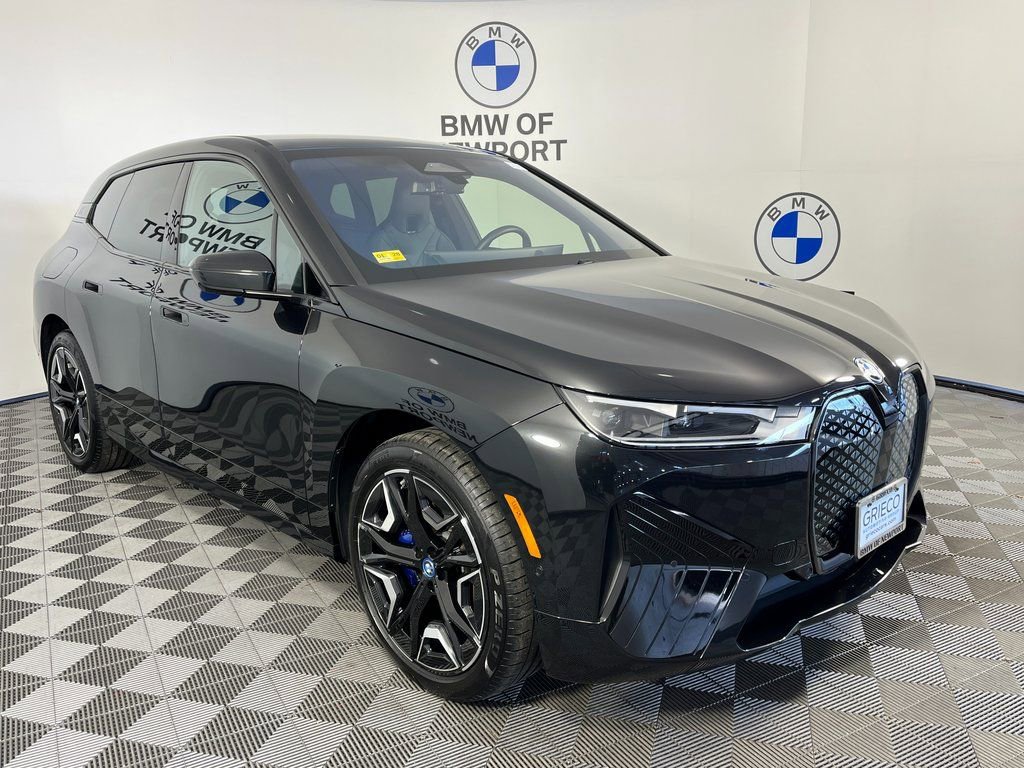 Used 2025 BMW iX xDrive50 w/ Sport Package AWD/4WD video 1