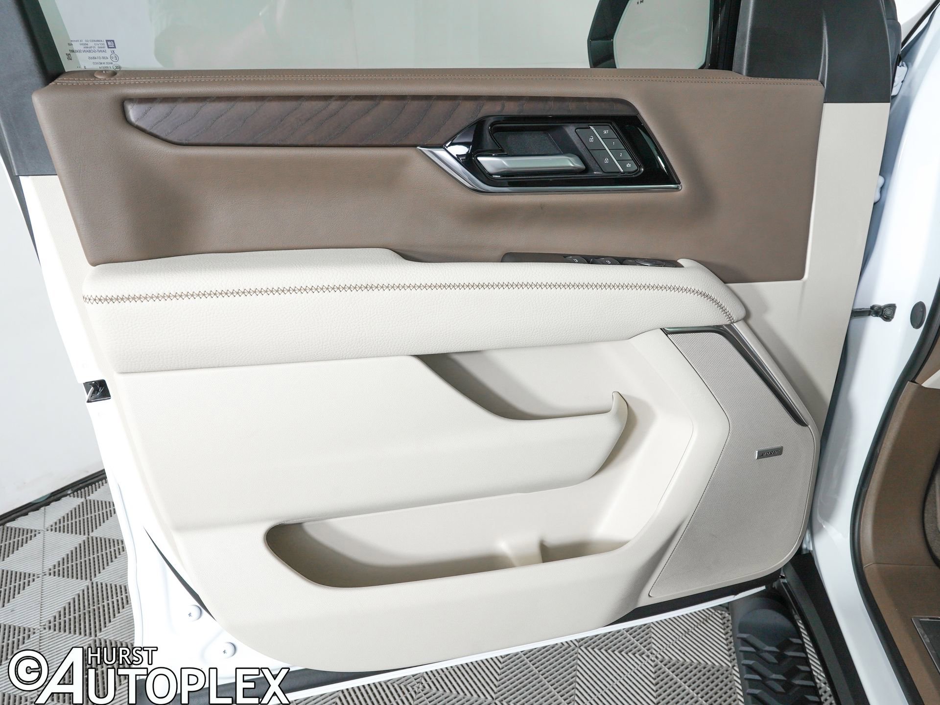 Used 2026 GMC Yukon Denali image 17