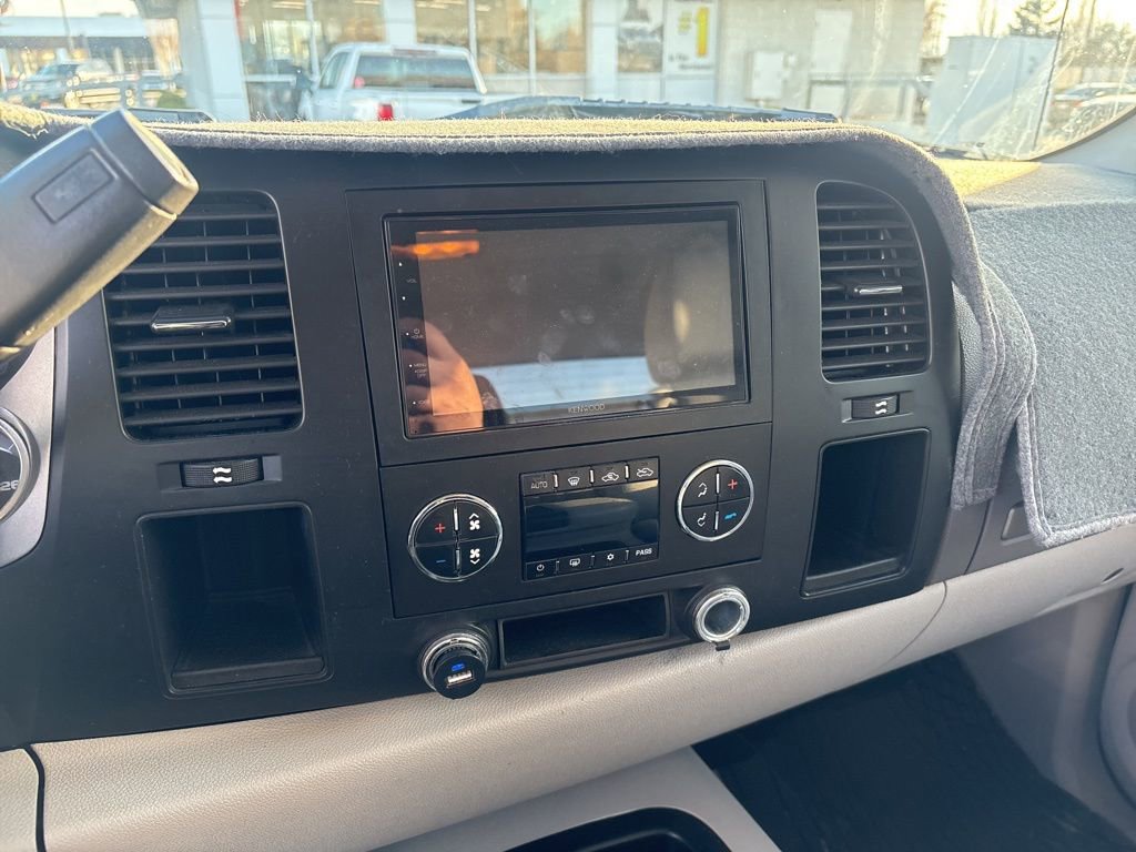 Used 2008 GMC Sierra 2500 SLE w/ SLE2 Preferred Package image 16