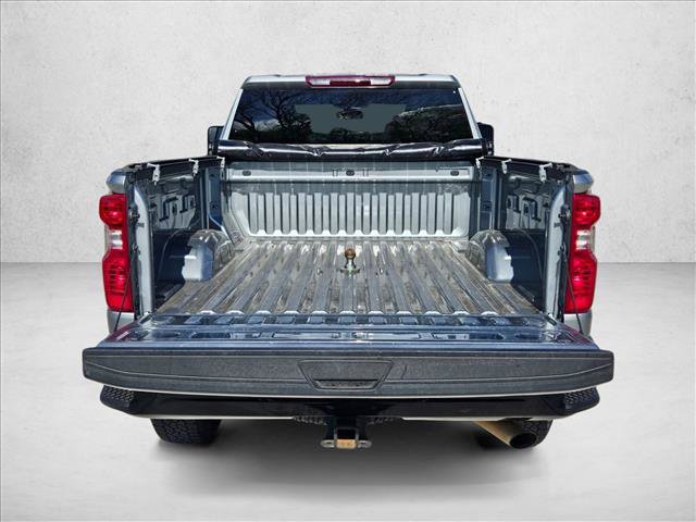 Used 2024 Chevrolet Silverado 2500 Custom w/ Custom Value Package image 7