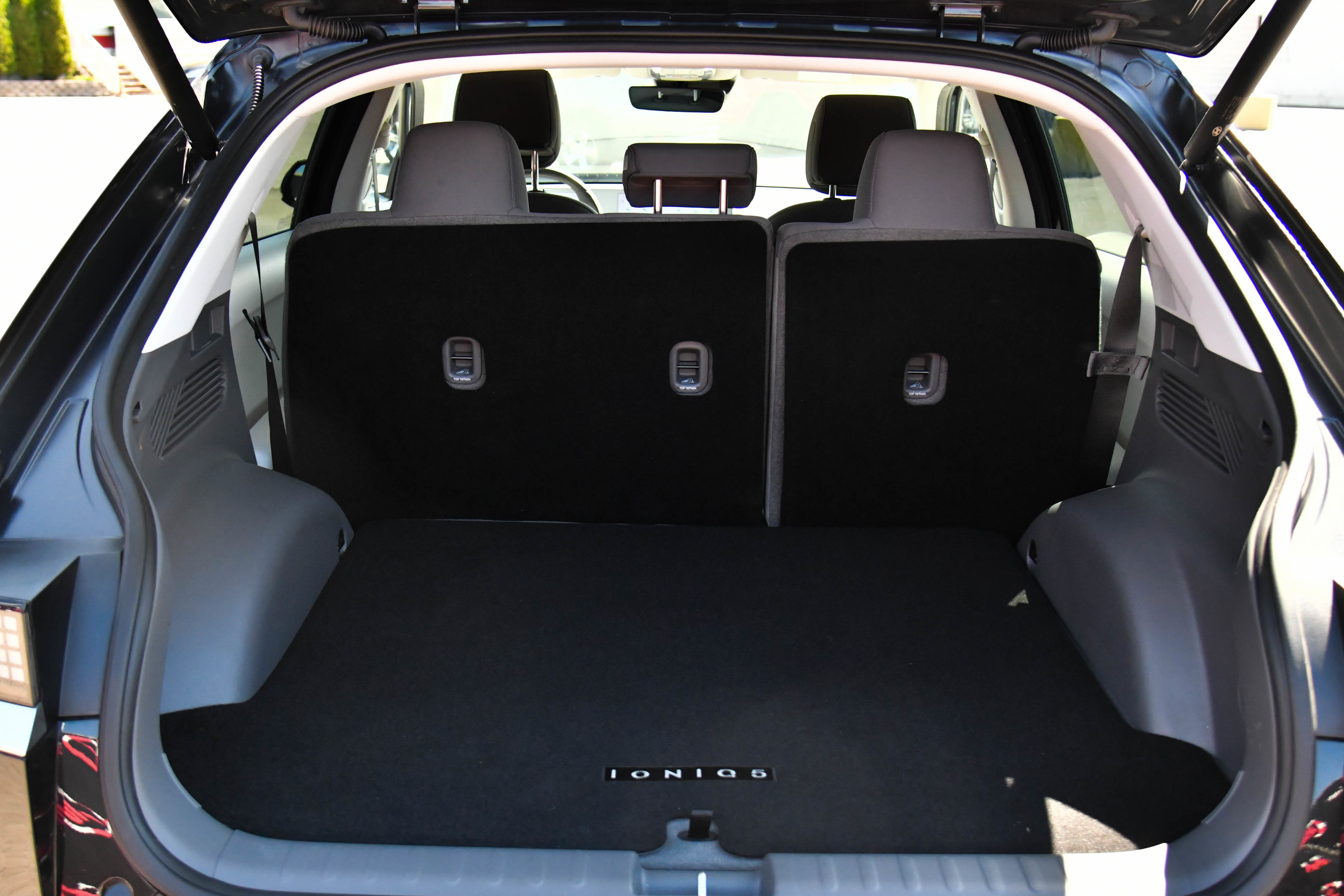 Used 2024 Hyundai Ioniq 5 SEL RWD image 42