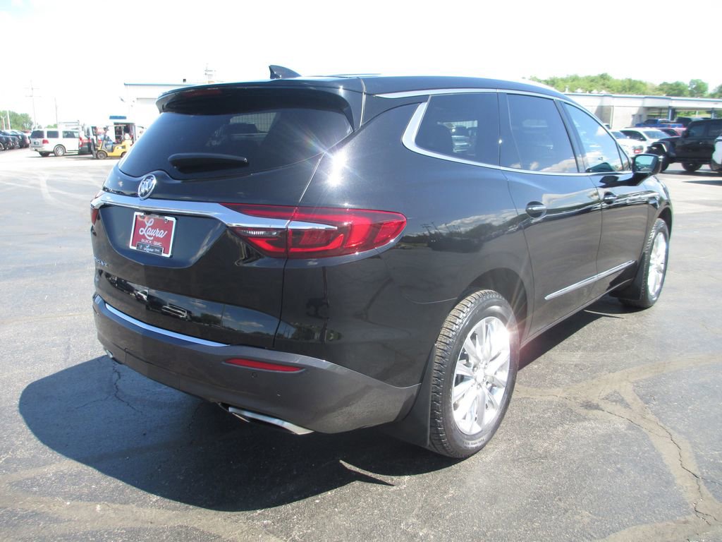Used 2020 Buick Enclave Essence w/ Sound and Sites Package FWD image 6