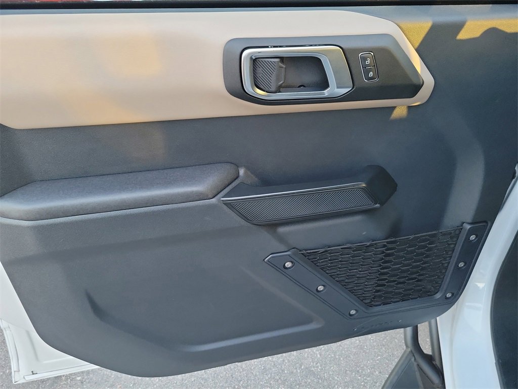 Used 2024 Ford Bronco Wildtrak image 16