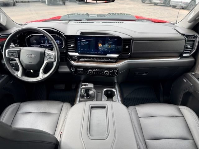 Used 2022 Chevrolet Silverado 1500 LT Trail Boss w/ Convenience Package II AWD/4WD image 24