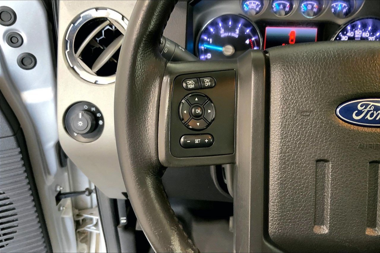 Used 2016 Ford F250 Lariat w/ Lariat Ultimate Package AWD/4WD image 21