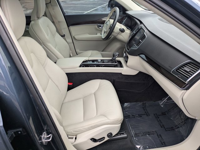 Used 2019 Volvo XC90 T6 Momentum w/ Advanced Package AWD/4WD image 21