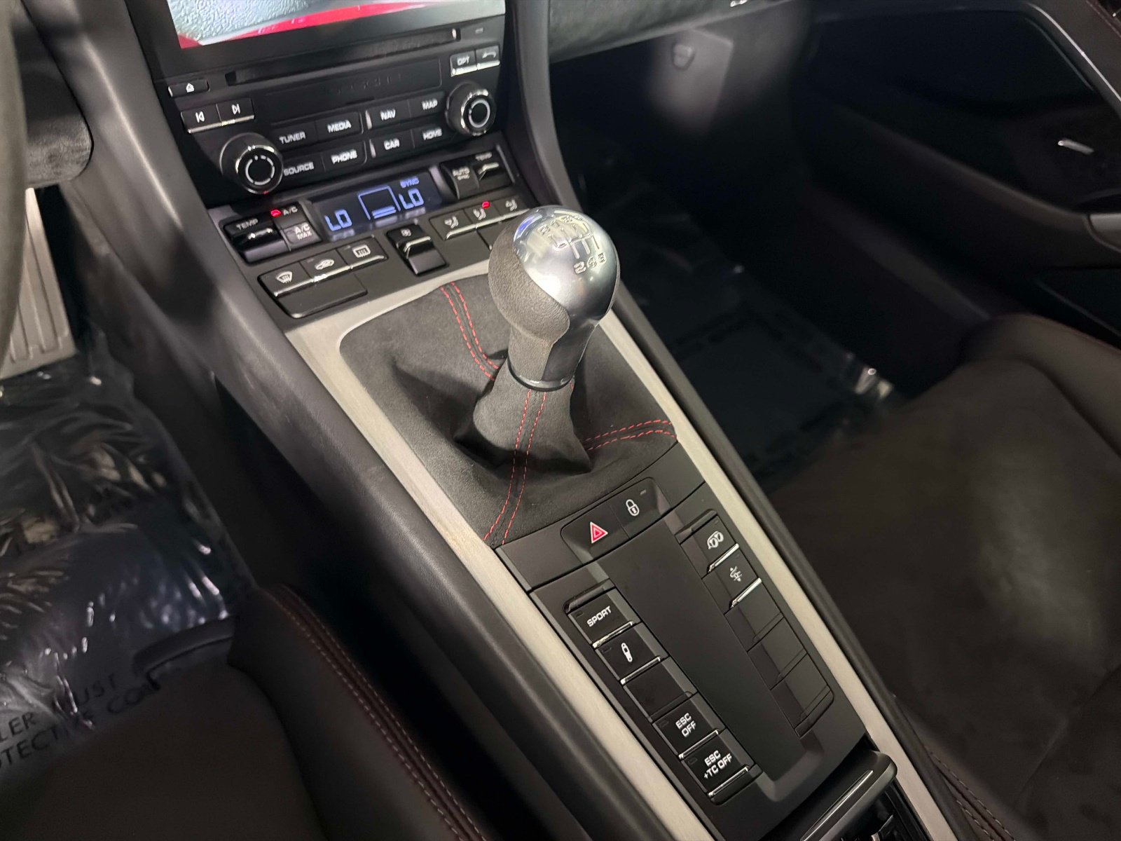 Used 2018 Porsche 911 GT3 RWD image 35