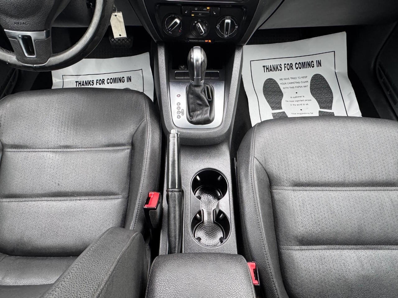 Used 2012 Volkswagen Jetta SE image 16