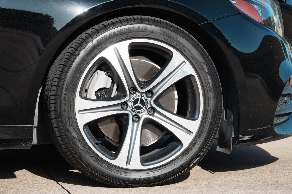 Used 2019 Mercedes-Benz E 300 image 31