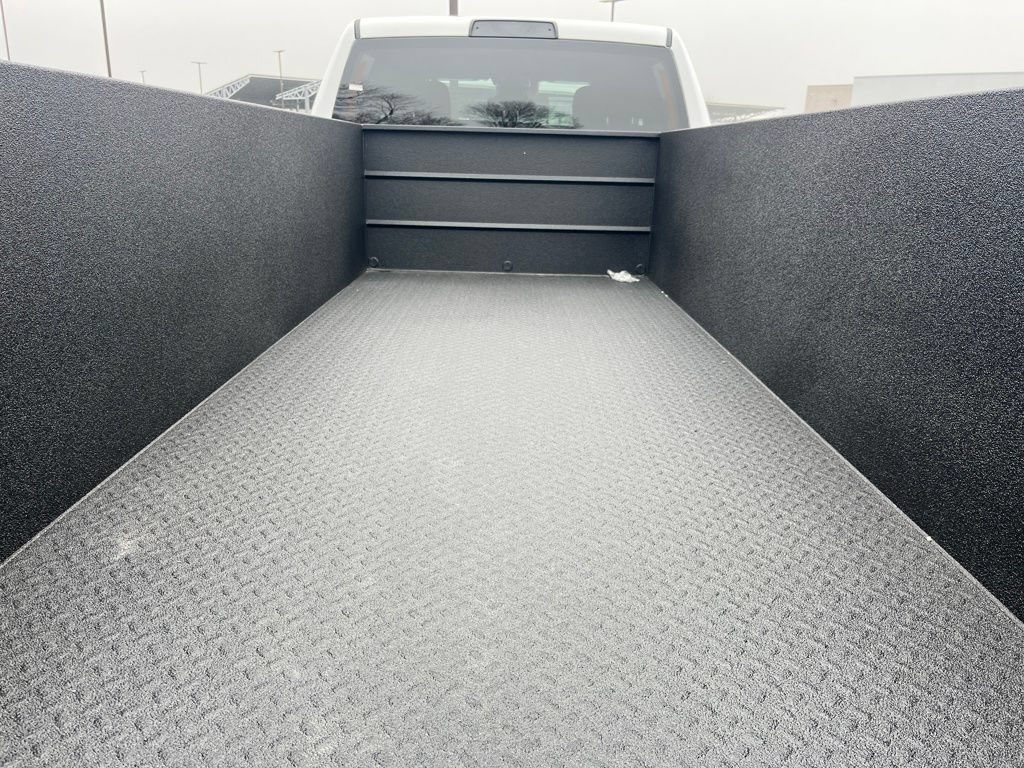 New 2025 RAM 5500 Tradesman AWD/4WD image 29