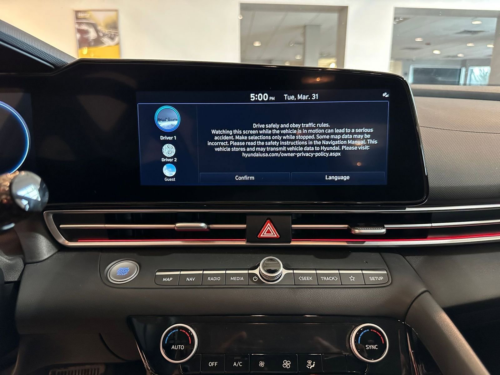 Used 2025 Hyundai Elantra SEL image 20