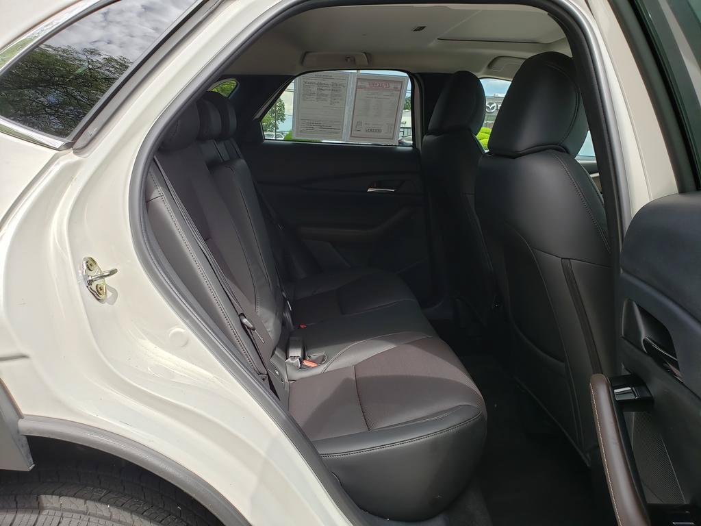 Used 2022 MAZDA CX-30 AWD 2.5 S w/ Premium Package image 16