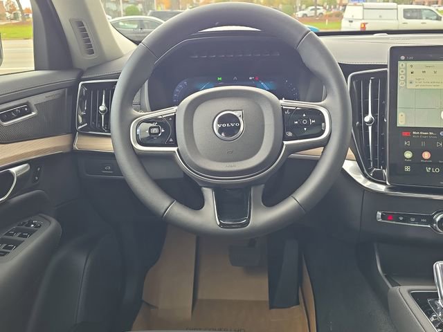New 2026 Volvo XC90 B6 Plus w/ Protection Package Premier image 26