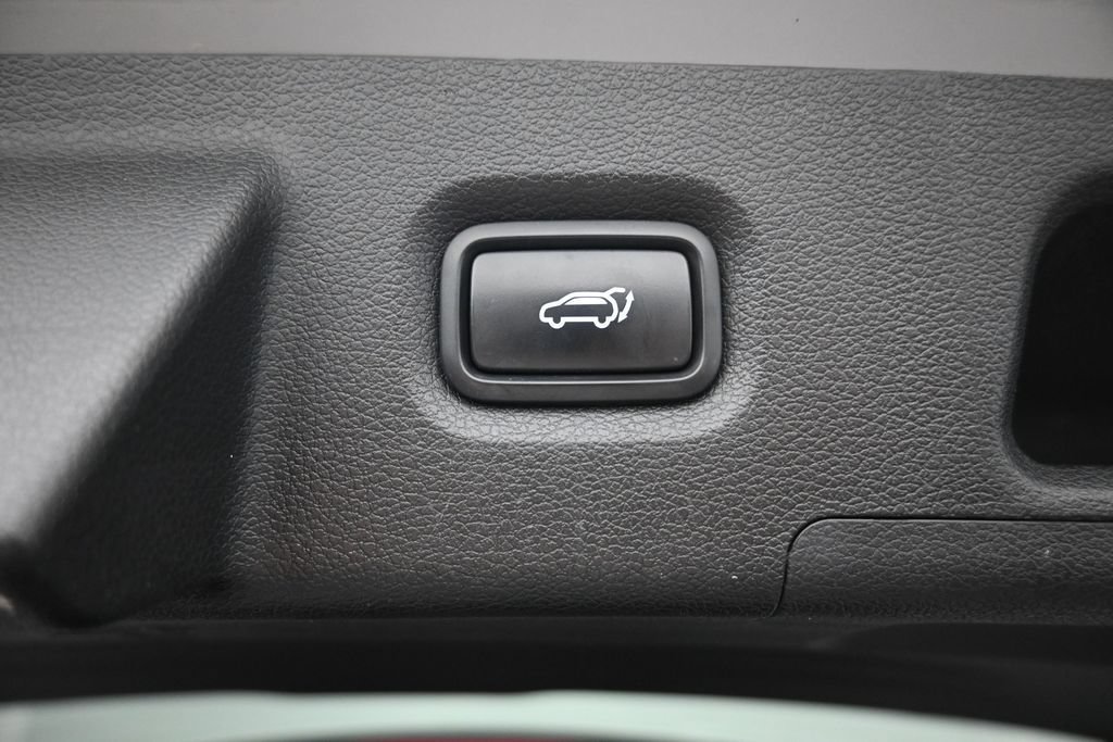 Used 2019 Hyundai Santa Fe Limited FWD image 30