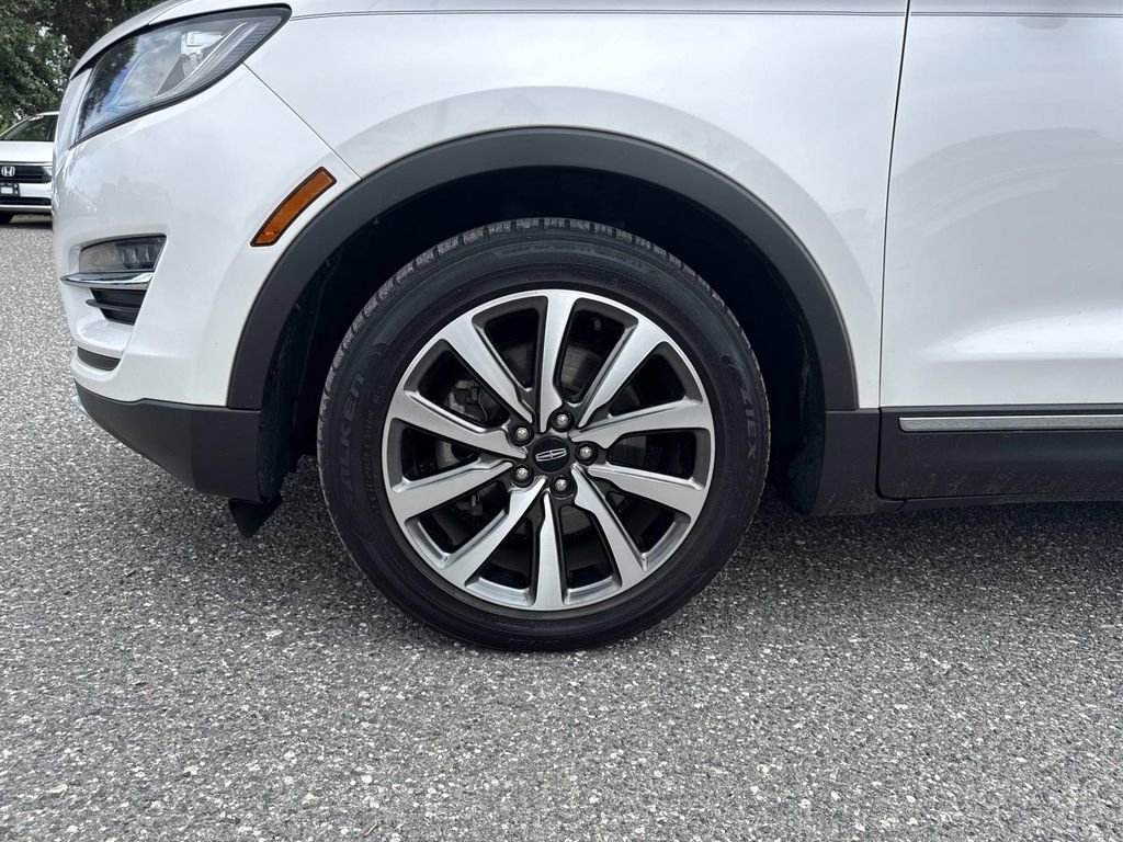 Certified 2019 Lincoln MKC Reserve w/ MKC Climate Package FWD image 10