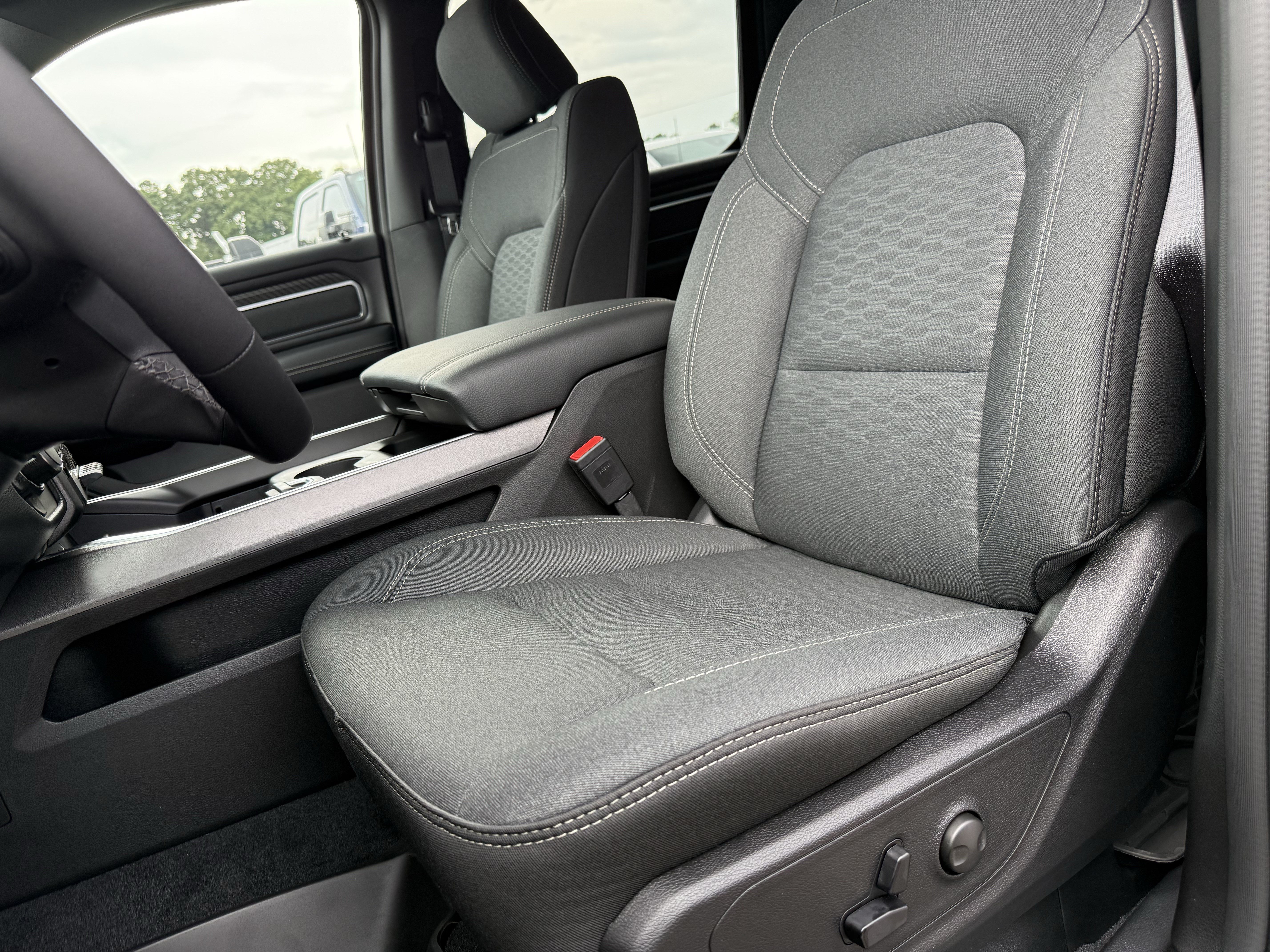 New 2026 RAM 1500 Big Horn w/ Night Edition AWD/4WD image 16