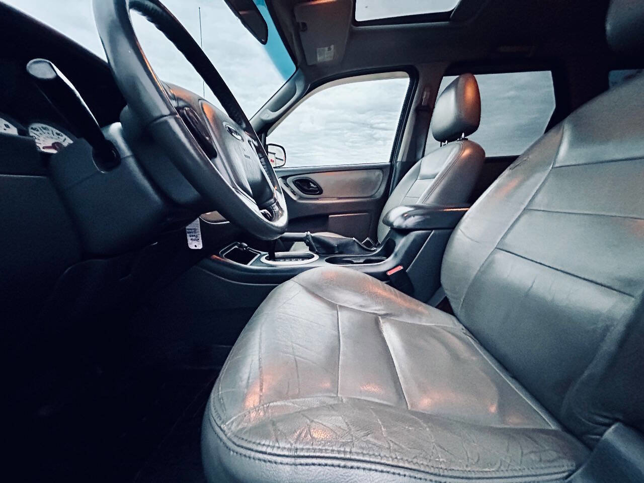 Used 2006 Ford Escape XLT image 10