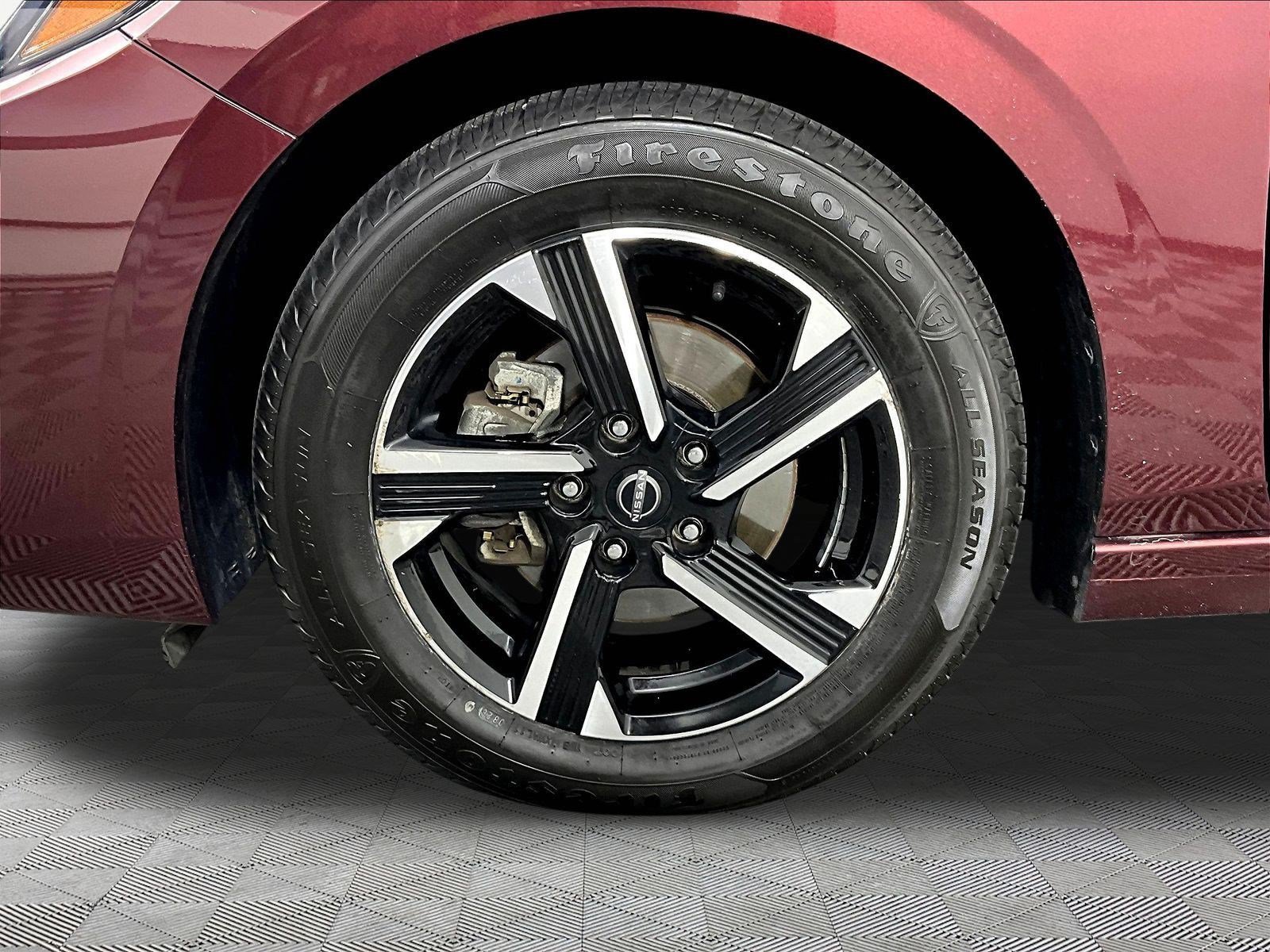 Certified 2024 Nissan Sentra SV FWD image 33
