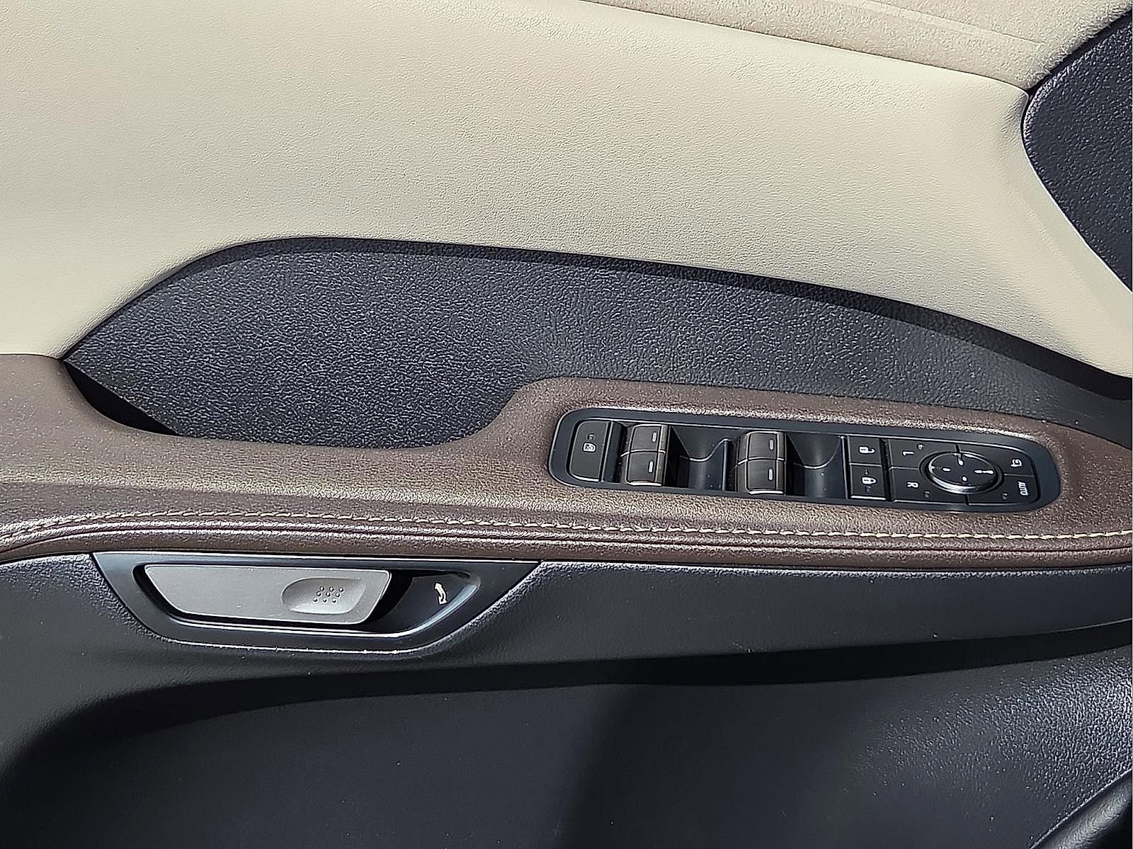 Used 2024 Lexus RX 350 FWD w/ Convenience Package image 13