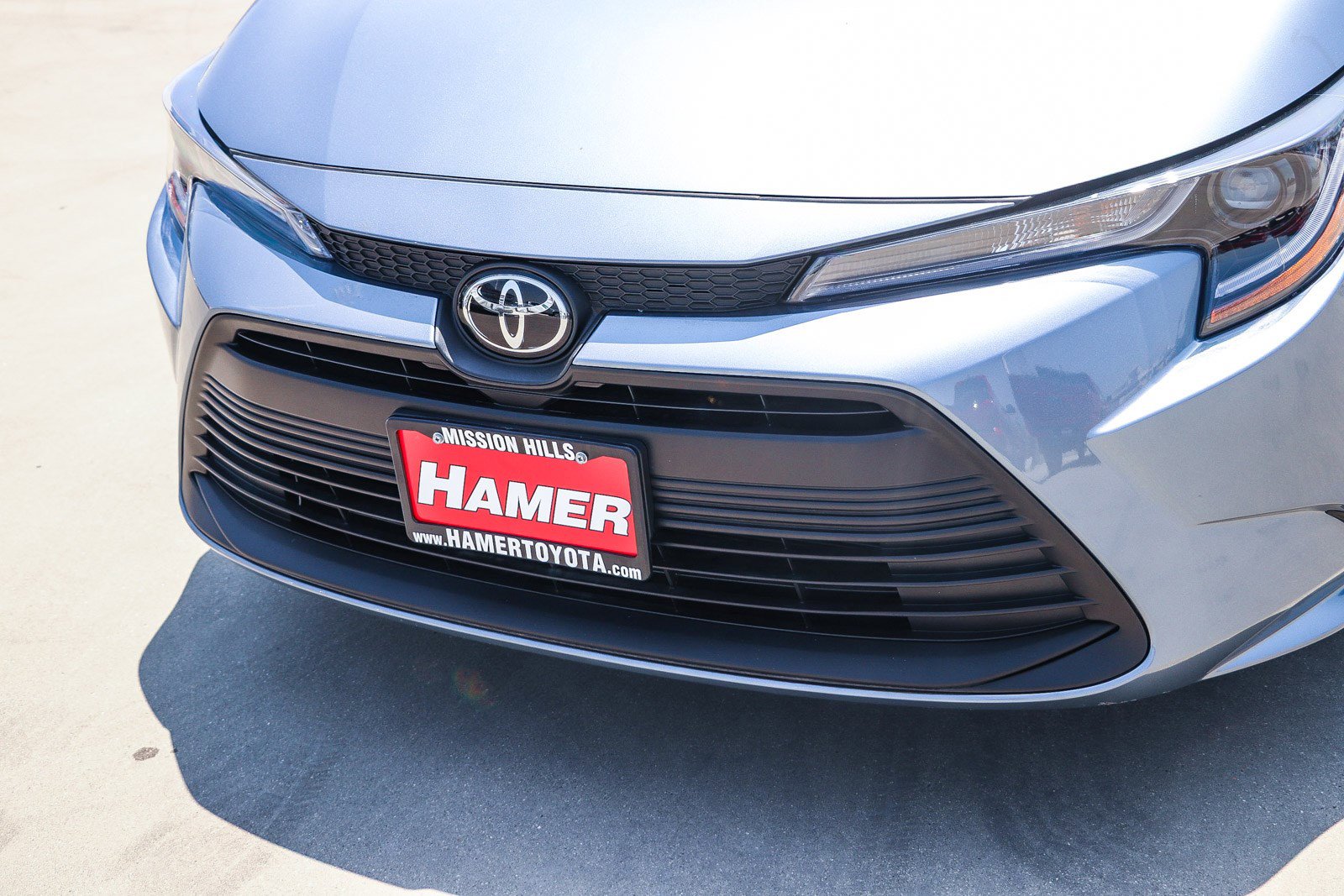 Used 2025 Toyota Corolla LE FWD image 11