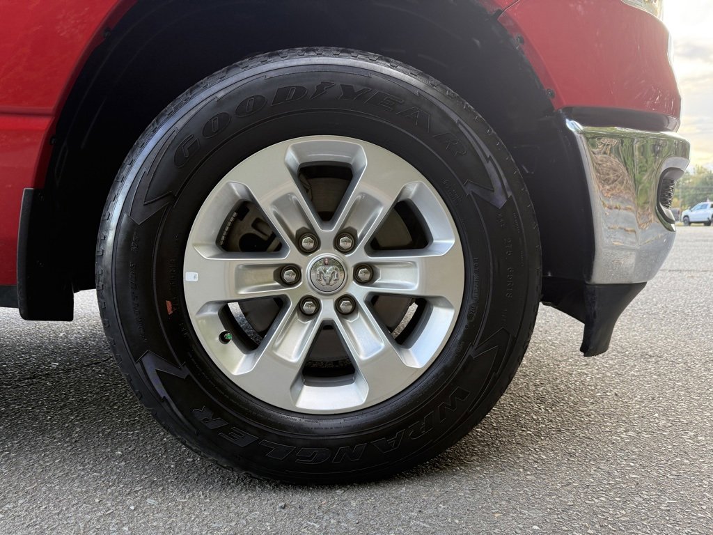 Used 2024 RAM 1500 Laramie image 14