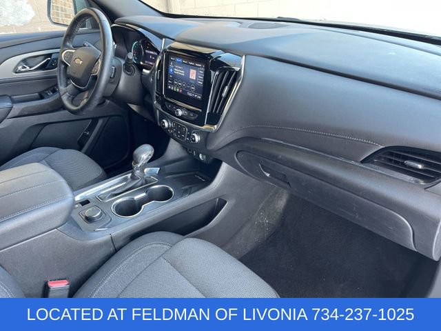 Used 2023 Chevrolet Traverse LT image 27