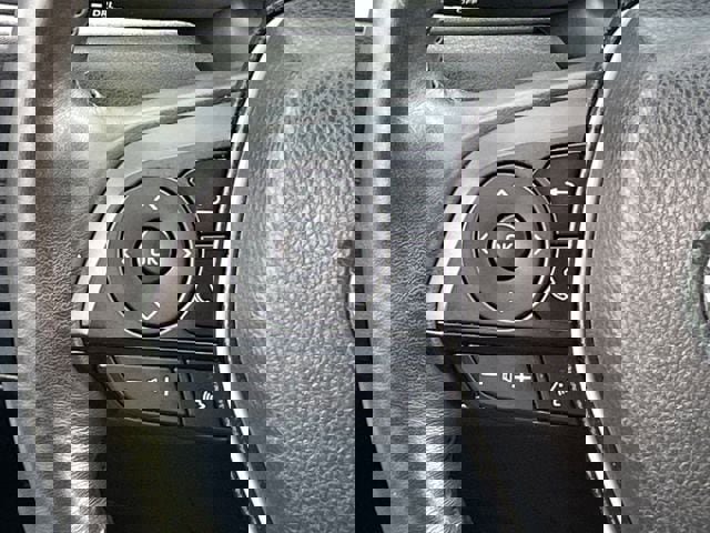 Used 2021 Toyota Venza XLE w/ Softex Package image 13