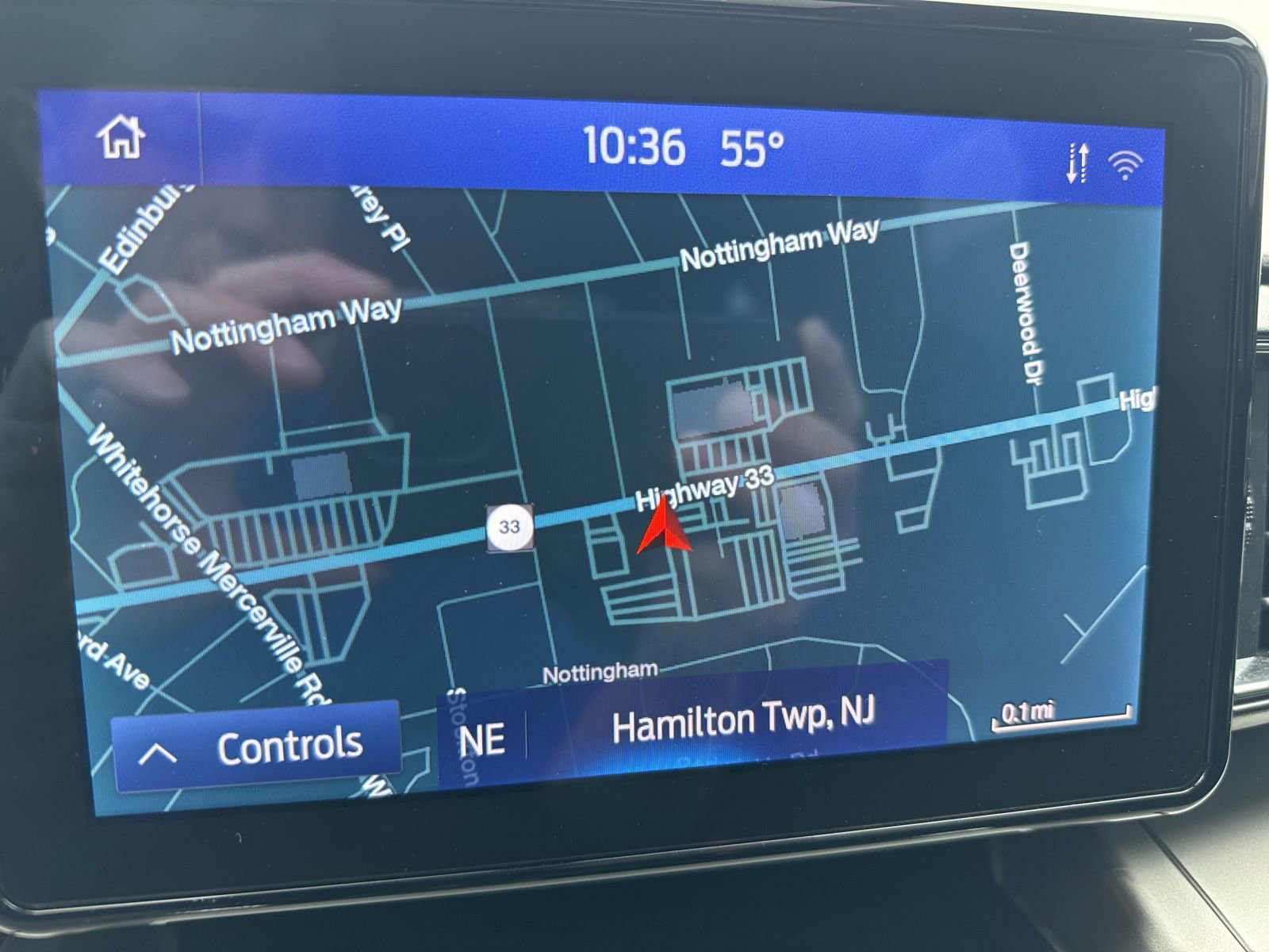 Used 2021 Ford Explorer XLT w/ Equipment Group 202A AWD/4WD image 13