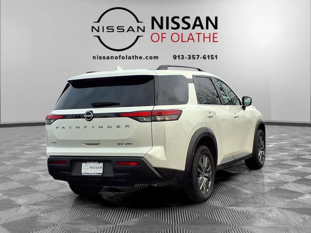 Certified 2024 Nissan Pathfinder SV image 28
