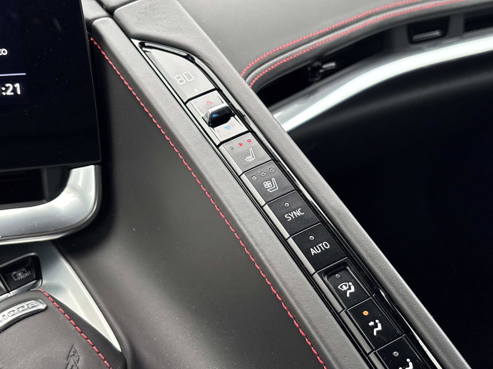 Used 2020 Chevrolet Corvette 3LT w/ 3LT Preferred Equipment Group image 31