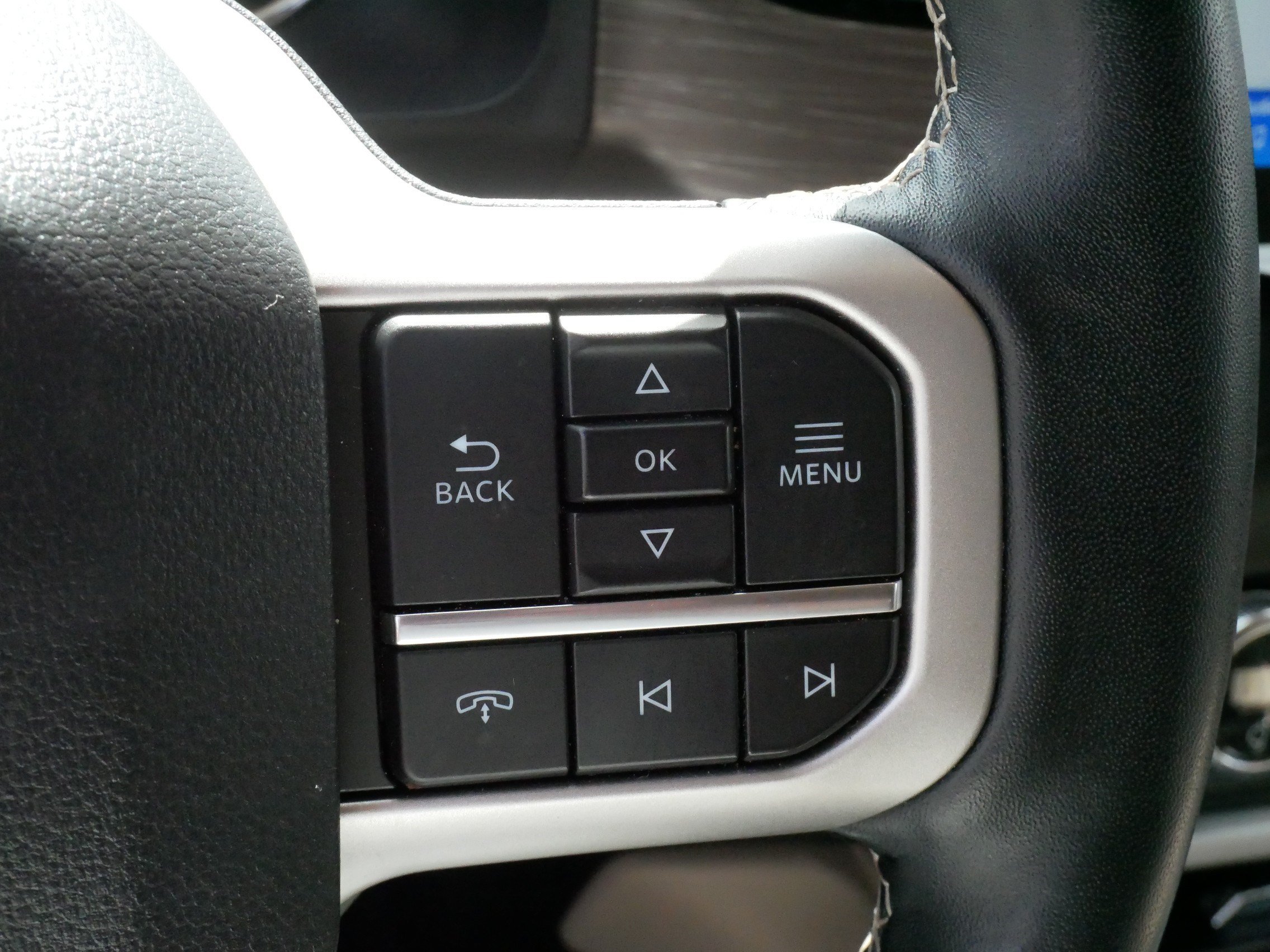 Used 2023 Ford Expedition Limited AWD/4WD image 26