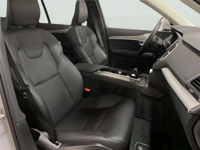 Used 2025 Volvo XC90 B5 Core AWD/4WD image 67