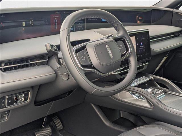 New 2025 Lincoln Nautilus Reserve w/ Jet Appearance Package image 3