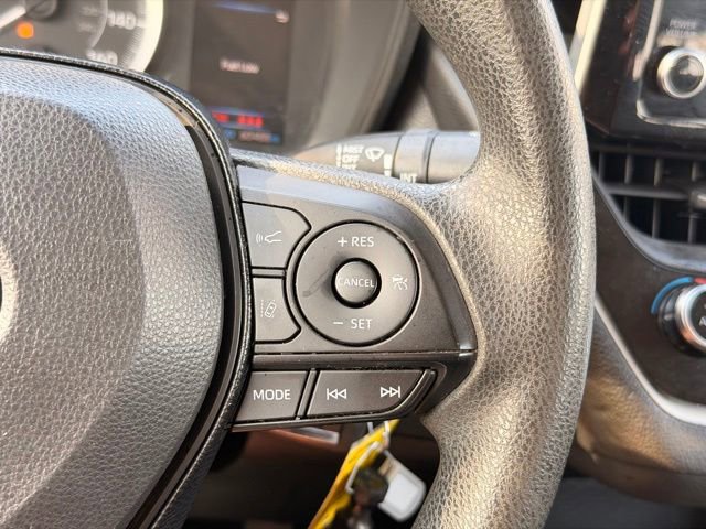 Used 2020 Toyota Corolla LE FWD image 26