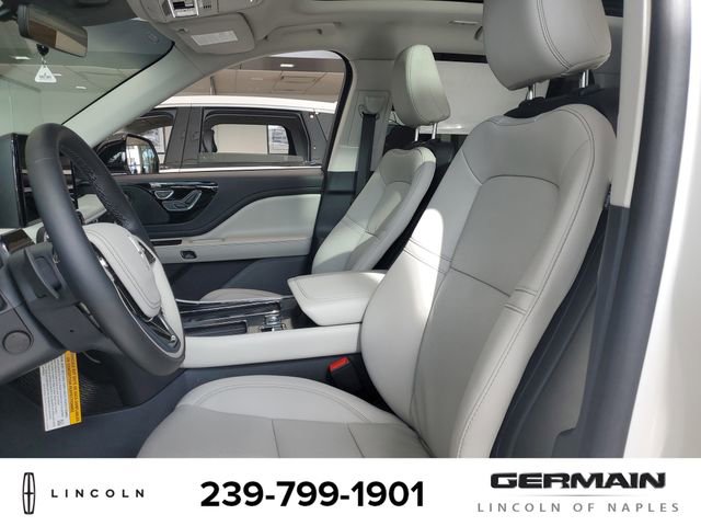 New 2025 Lincoln Aviator 2WD w/ Equipment Group 101A image 18