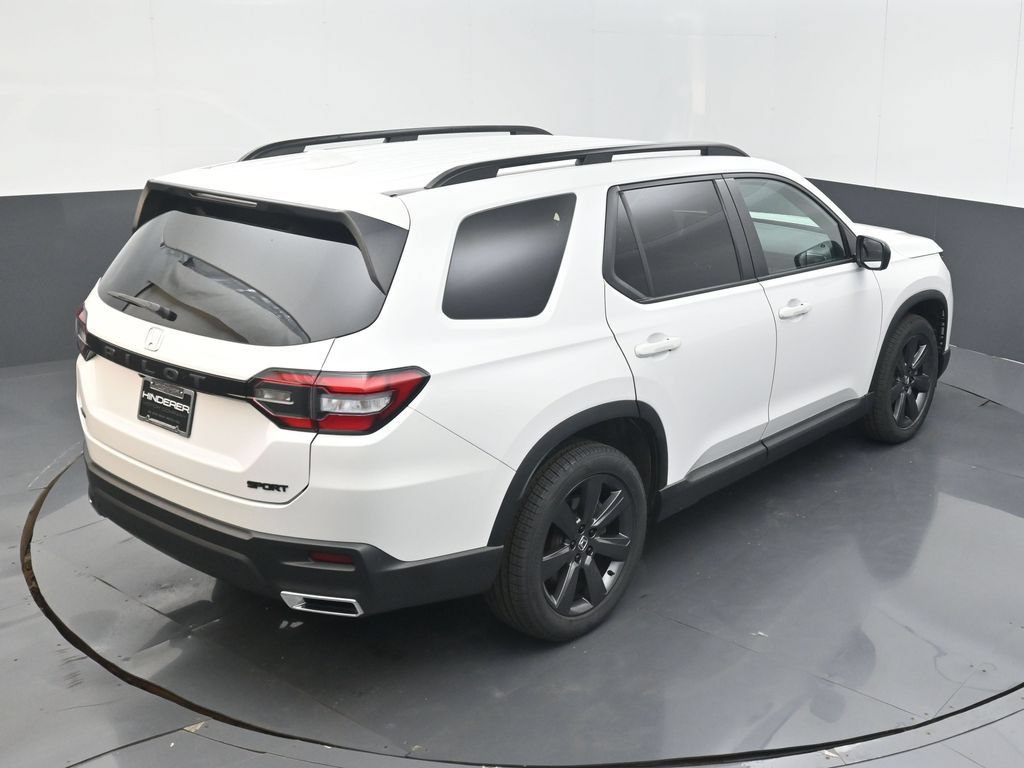 Certified 2023 Honda Pilot Sport image 12