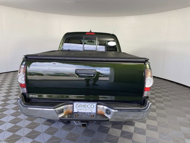Used 2014 Toyota Tacoma 4x4 Double Cab w/ SR5 Package image 7