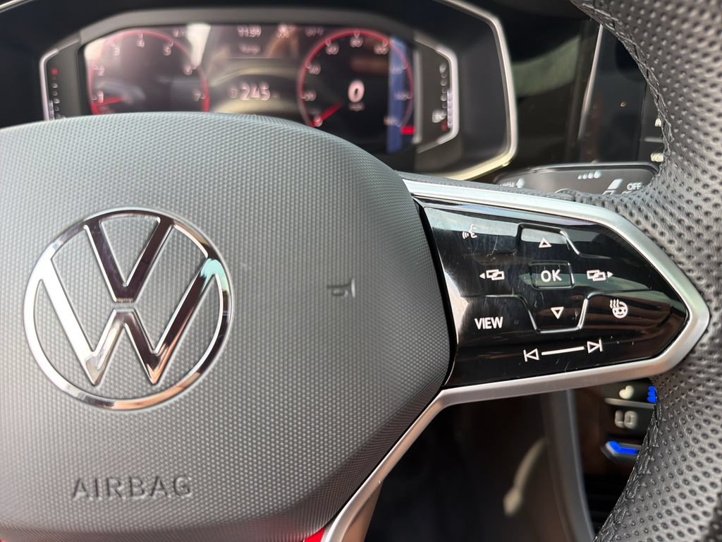 Certified 2025 Volkswagen Jetta GLI Autobahn FWD image 12