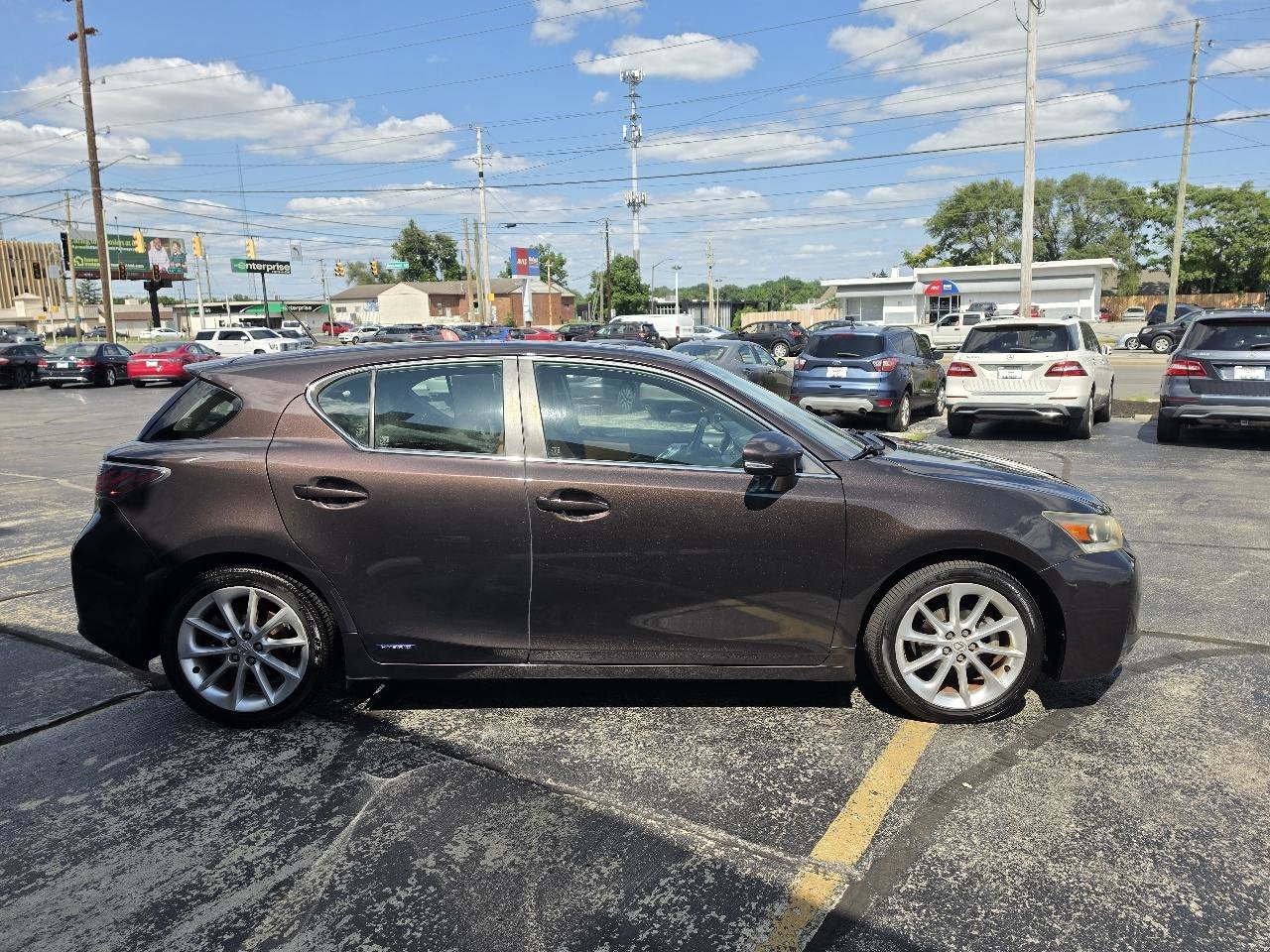 Used 2013 Lexus CT 200h w/ Premium Pkg w/Navigation FWD image 4