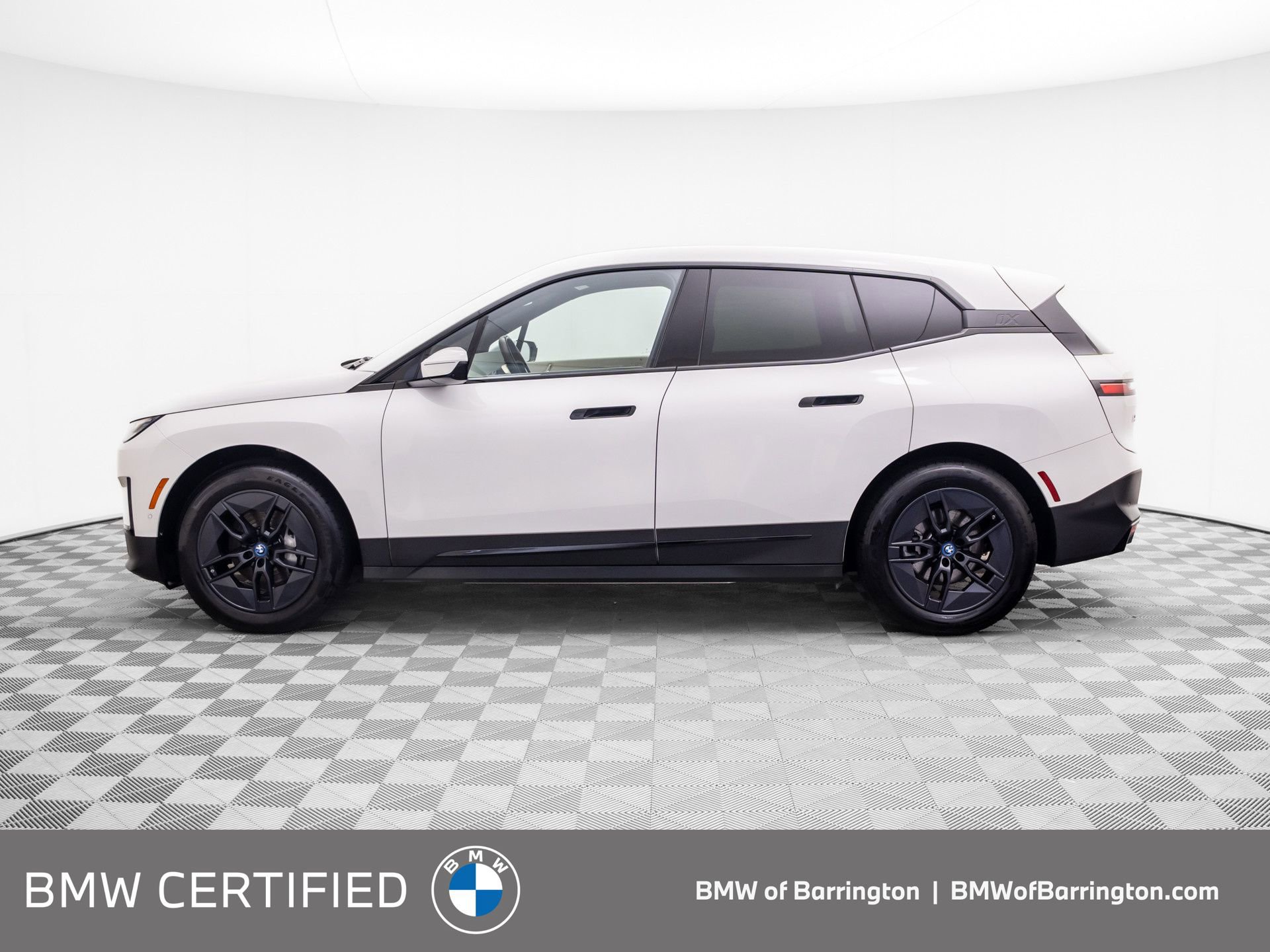 Certified 2024 BMW iX xDrive50 w/ Convenience Package AWD/4WD video 2