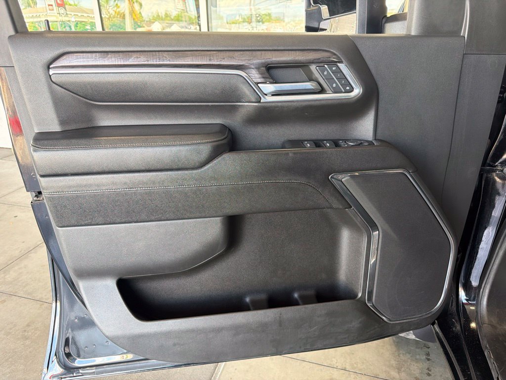 Used 2024 Chevrolet Silverado 2500 LTZ AWD/4WD image 18