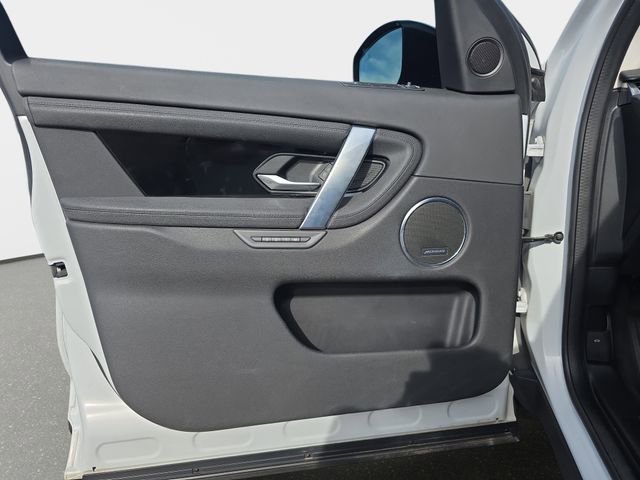 Used 2020 Land Rover Discovery Sport SE AWD/4WD image 30