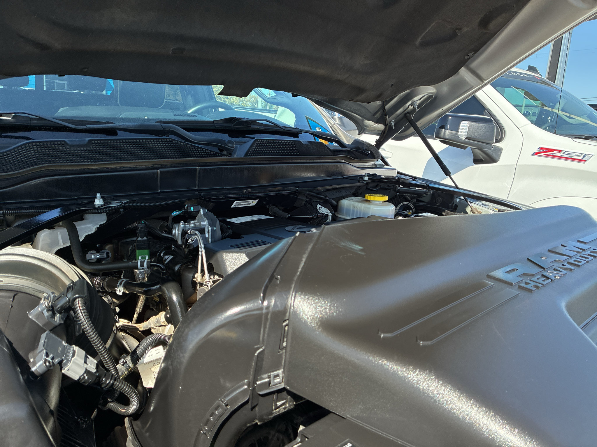 Used 2022 RAM 2500 Laramie AWD/4WD image 8