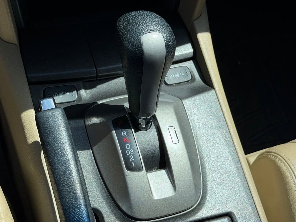 Used 2012 Honda Accord EX-L image 18