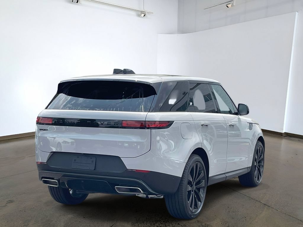 New 2026 Land Rover Range Rover Sport SE AWD/4WD image 4