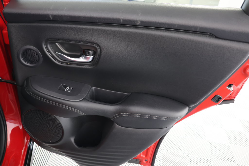 Used 2025 Honda HR-V EX-L image 27