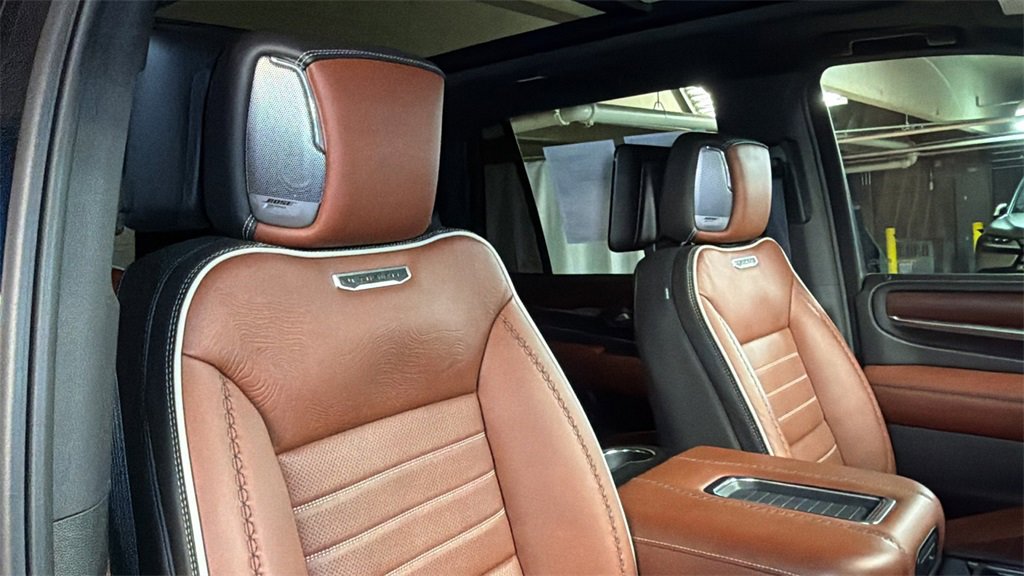 Used 2024 GMC Yukon Denali Ultimate image 14