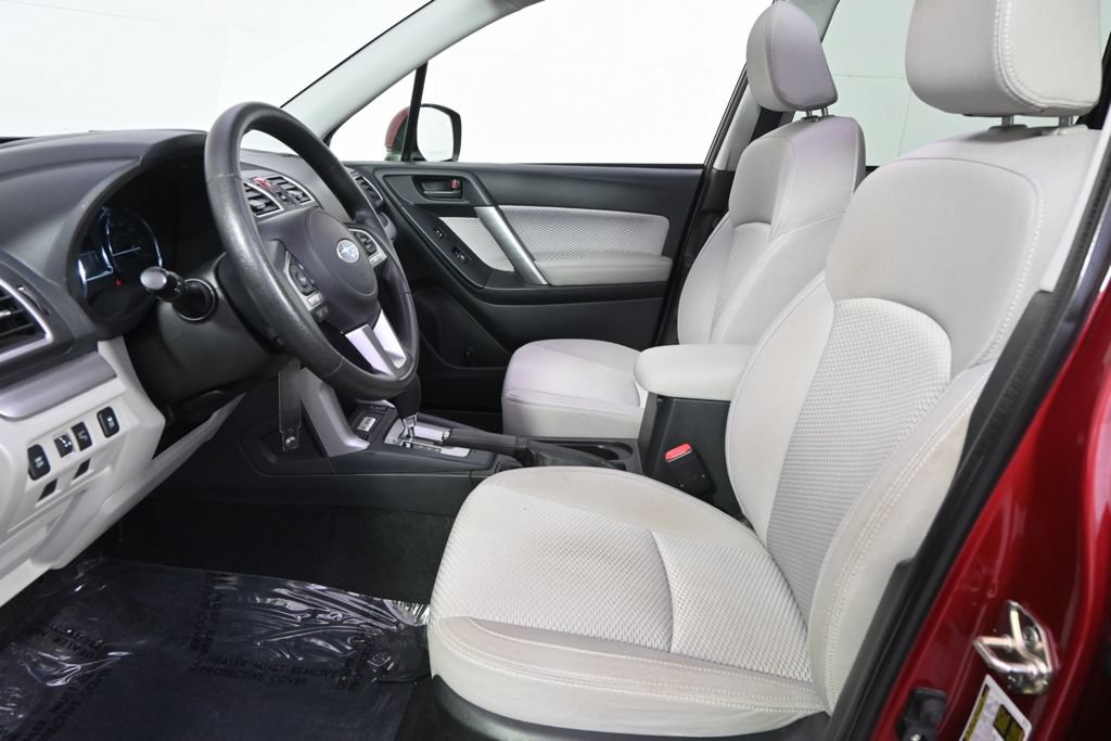 Used 2017 Subaru Forester 2.5i Premium AWD/4WD image 13